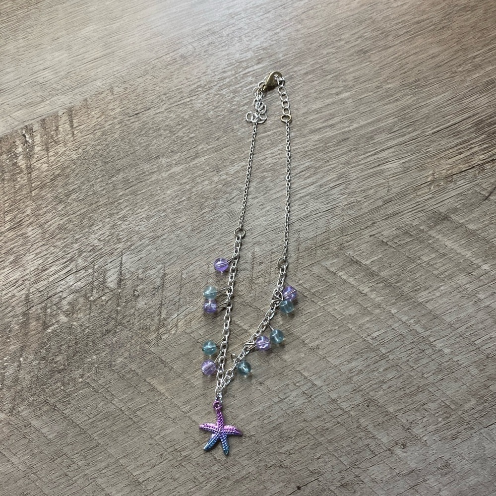 Handmade starfish sliver necklace!
